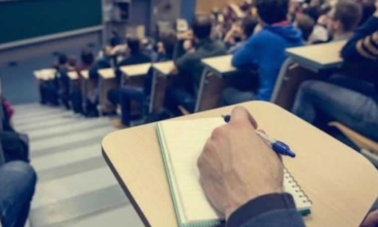 Χάνουν τη φοιτητική ιδιότητα για δύο χρόνια όσοι συλλαμβάνονται για αξιόποινες πράξεις στα ΑΕΙ