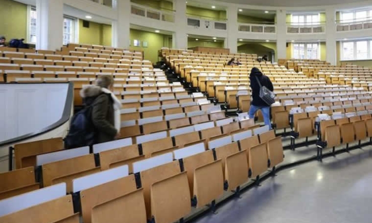 Πανεπιστήμια: Το σχέδιο του υπουργείου για τη διαγραφή των «αιώνιων» φοιτητών και την ασφάλεια των ΑΕΙ