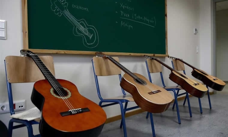 Μουσικά σχολεία: Πρώτη προμήθεια μουσικών οργάνων μετά από 17 χρόνια – Στα 10 εκατ. ευρώ το κονδύλι
