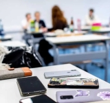 Ιταλία: Τέλος τα κινητά για τους μαθητές λυκείων από Σεπτέμβριο