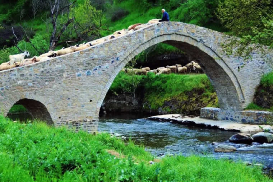 Τα πέτρινα γεφύρια του Δήμου Μετεώρων – Μνήμη, αρχιτεκτονική και προσπάθειες διάσωσης