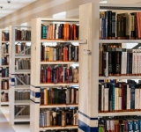Ενισχύεται ο θεσμός των σχολικών βιβλιοθηκών