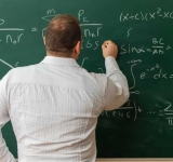 Ενισχυτική διδασκαλία γυμνασίου και ειδικών μαθημάτων λυκείου