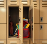 Εγκατάσταση ατομικών θυρίδων στα δημοτικά σχολεία