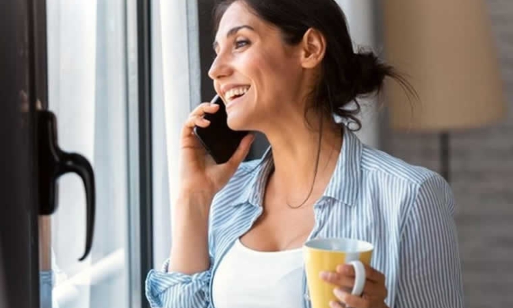 Ξέχνα το texting: Γιατί το τηλέφωνο είναι ο καλύτερος τρόπος επικοινωνίας