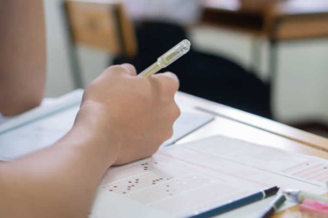 Εθνικό Απολυτήριο: Δεν καταργούνται οι Πανελλαδικές - Πότε ξεκινά η εφαρμογή του και τι αλλάζει