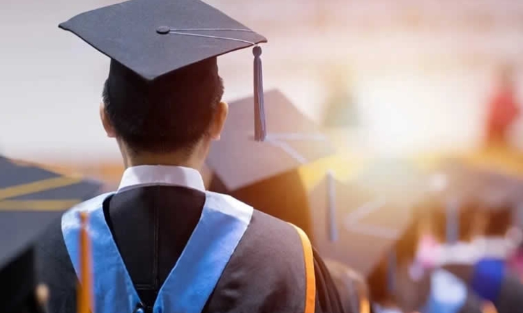 Αυτά είναι τα 10 πιο περιζήτητα πτυχία πανεπιστημίου (κατάταξη)