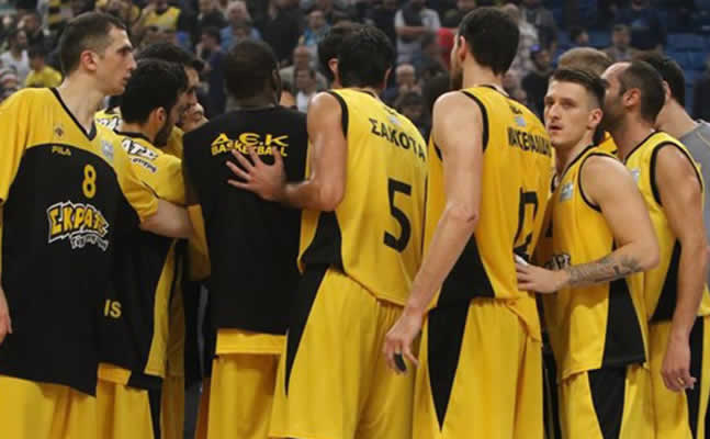 AEK basket