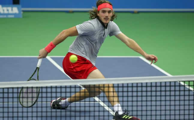 Tsitsipas