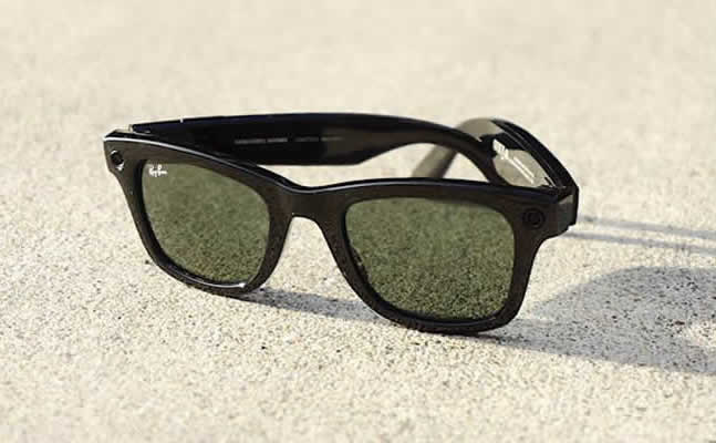 Rayban Facebook glasses